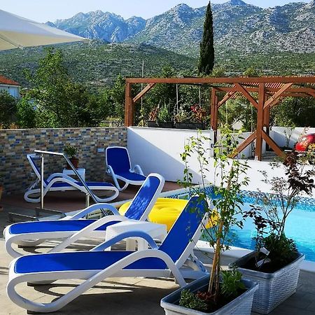 Sonne, Meer Und Berge Apartment Seline Exterior photo